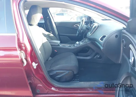 2015 Chrysler 200 Limited z USA, uszkodzony, nr VIN 1C3CCCAB5FN737779